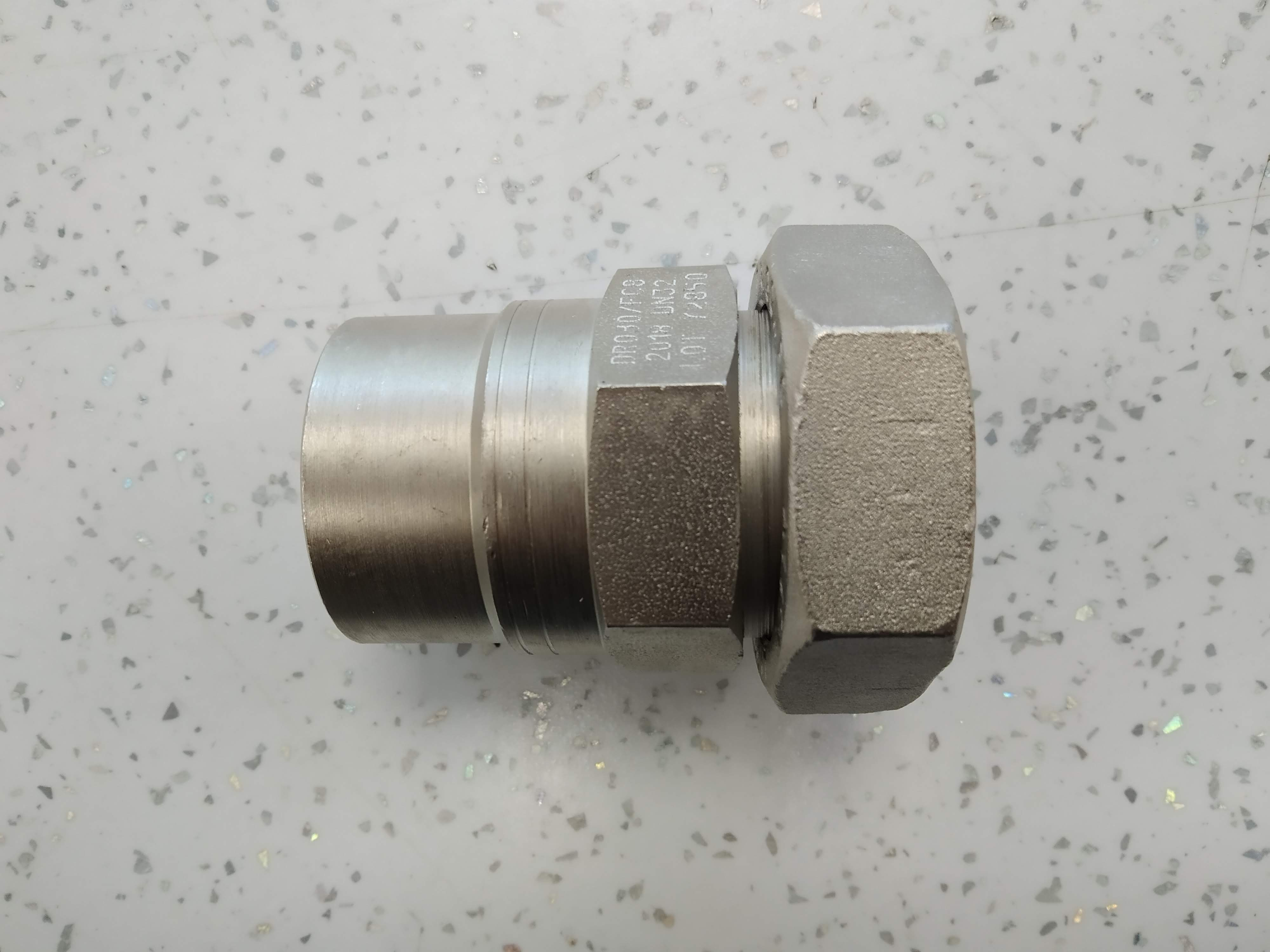 Ocelový adaptér s maticou 1 1/4" - 22mm DR020/FB6 Frigomec
